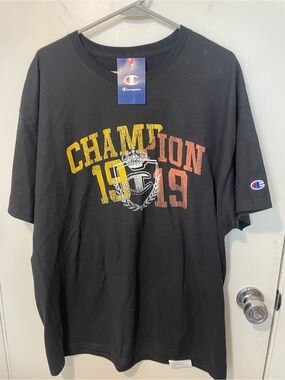 New Champion Classic 1919 Logo T-shirt with distressed graphic print black sz XL
